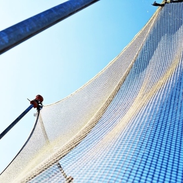 Piłkochwyt 4m wysokości   Siatka oczko 4,5x4,5cm   Grubość siatki 3mm