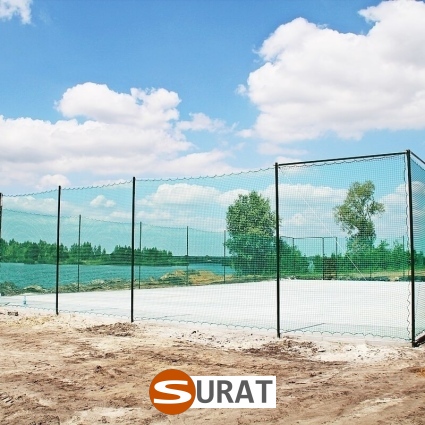 Piłkochwyt 4m wysokości   Siatka oczko 10x10cm   Grubość siatki 5mm