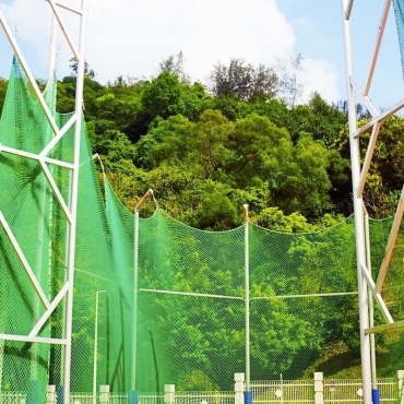 Piłkochwyt 4m wysokości   Siatka oczko 4,5x4,5cm   Grubość siatki 3mm