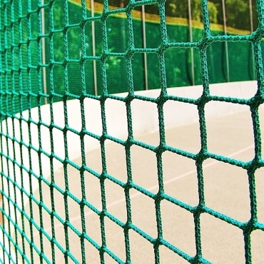 Piłkochwyt 4m wysokości   Siatka oczko 6x6cm   Grubość siatki 4mm