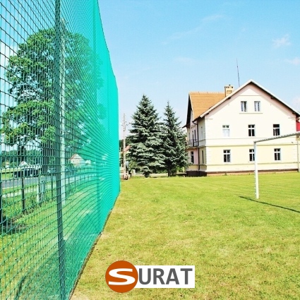 Piłkochwyt 5m wysokości   Siatka oczko 4,5x4,5cm   Grubość siatki 4mm