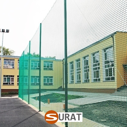 Piłkochwyt 6m wysokości   Siatka oczko 4,5x4,5cm   Grubość siatki 4mm