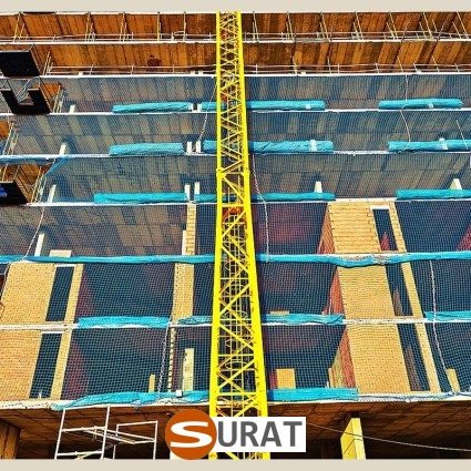  Surat - Siatki budowlane do ogrodzeń placu 