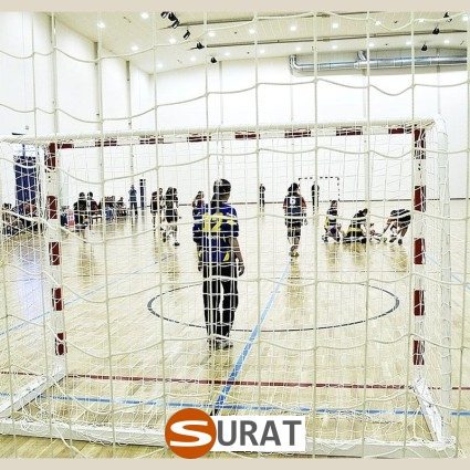  Surat - Kotary dzielące i grodzące hale sportowe 