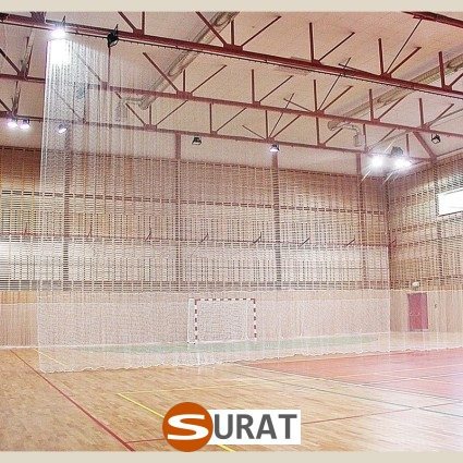 Kotary grodzące halę — Siatka zabezpieczająca z elastycznego tworzywa — Do ochrony hal sportowych i dużych przestrzeni, sklep Surat
