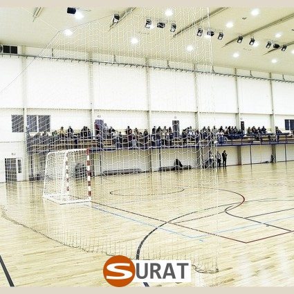 Szukasz skutecznego sposobu na zabezpieczenie przestrzeni pod stropem? Siatki pod sufit do hali to funkcjonalne…, sklep Surat