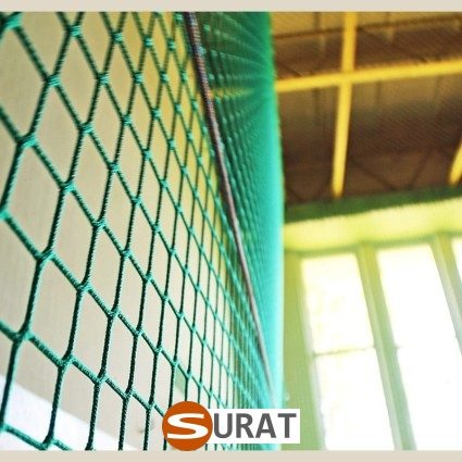  Surat - Piłkochwyty na hale sportowe z siatki ochronnej 6x6 cm do ochrony ścian i wyposażenia 