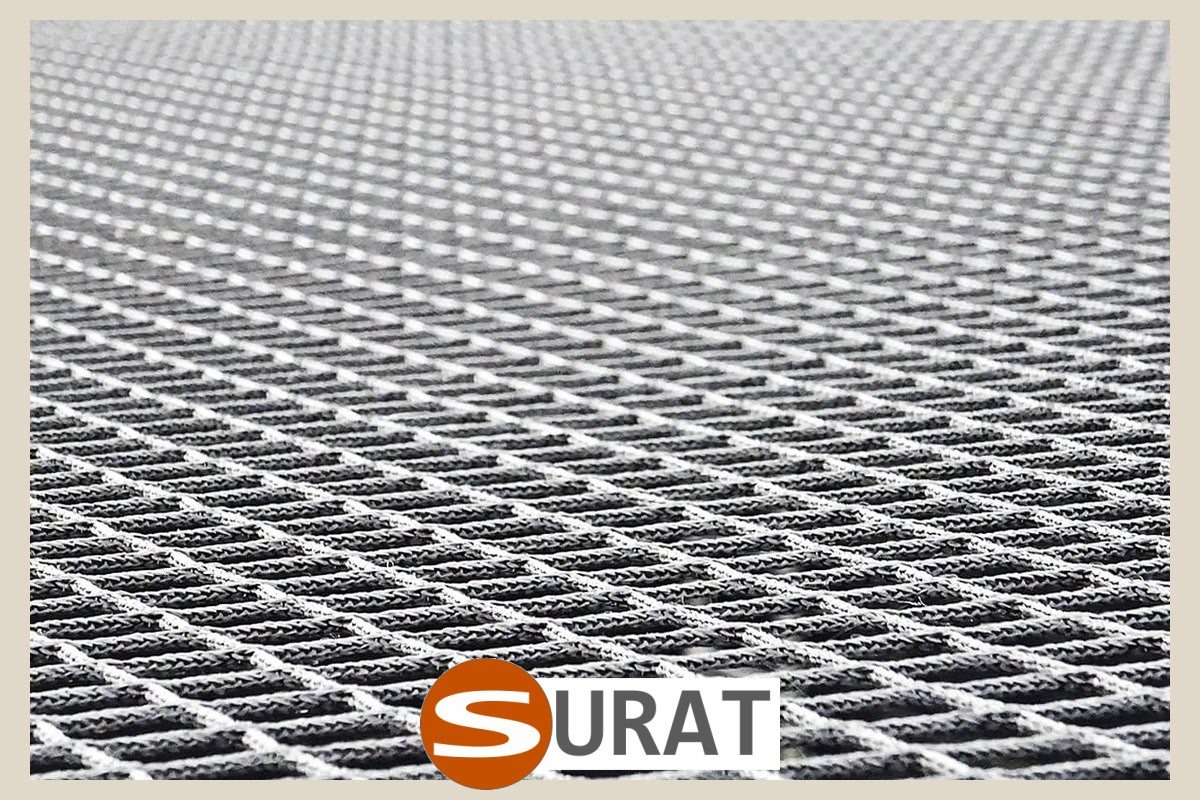  Surat - Wystrój siatką sufitu na wymiar: zielona siatka polipropylenowa 6mm z oczkami 10x10cm, dopasowana do twoich wymiarów. 