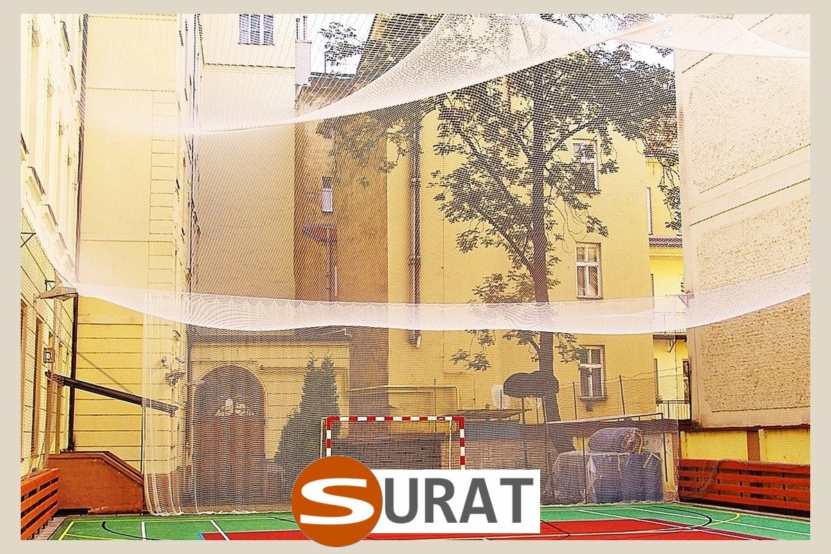   Surat - Najwyższej jakości siatki na piłkochwyty o optymalnym wykonawstwie, wybierane do realizacji wymagających zadań dzięki właściwej trwałości i najniższej cenie. 