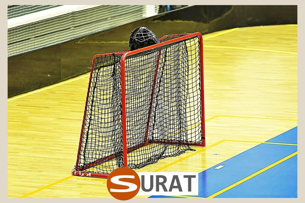   Surat - Siatki na bramki to najlepsze i najczęściej kupowane rozwiązanie - mocna siatka bramkarska z polipropylenu o wytrzymałym 4mm splocie i 6x6cm oczku, sprzedawana na wymiar, stanowi bardzo tani i skuteczny sposób zabezpieczenia. 