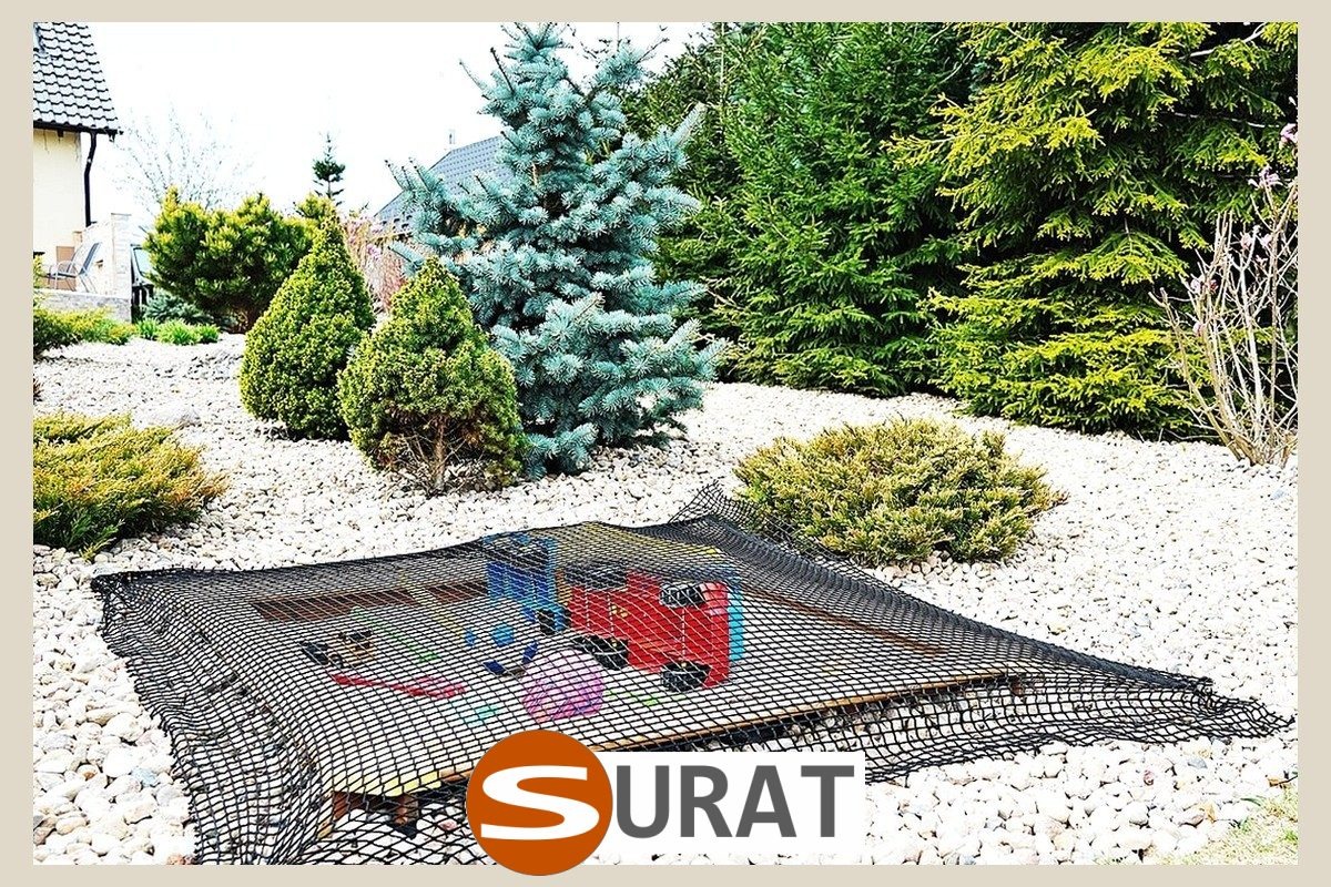   Surat - Piłkochwyt 4m wysokości   Siatka oczko 8x8cm   Grubość siatki 5mm 