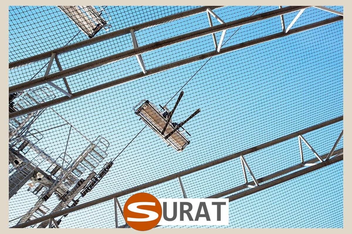   Surat - Siatki na stoki narciarskie o konstrukcji wysokiej wytrzymałości z materiału klasy premium, optymalne kosztowo i powszechnie stosowane w realizacji technicznej. 