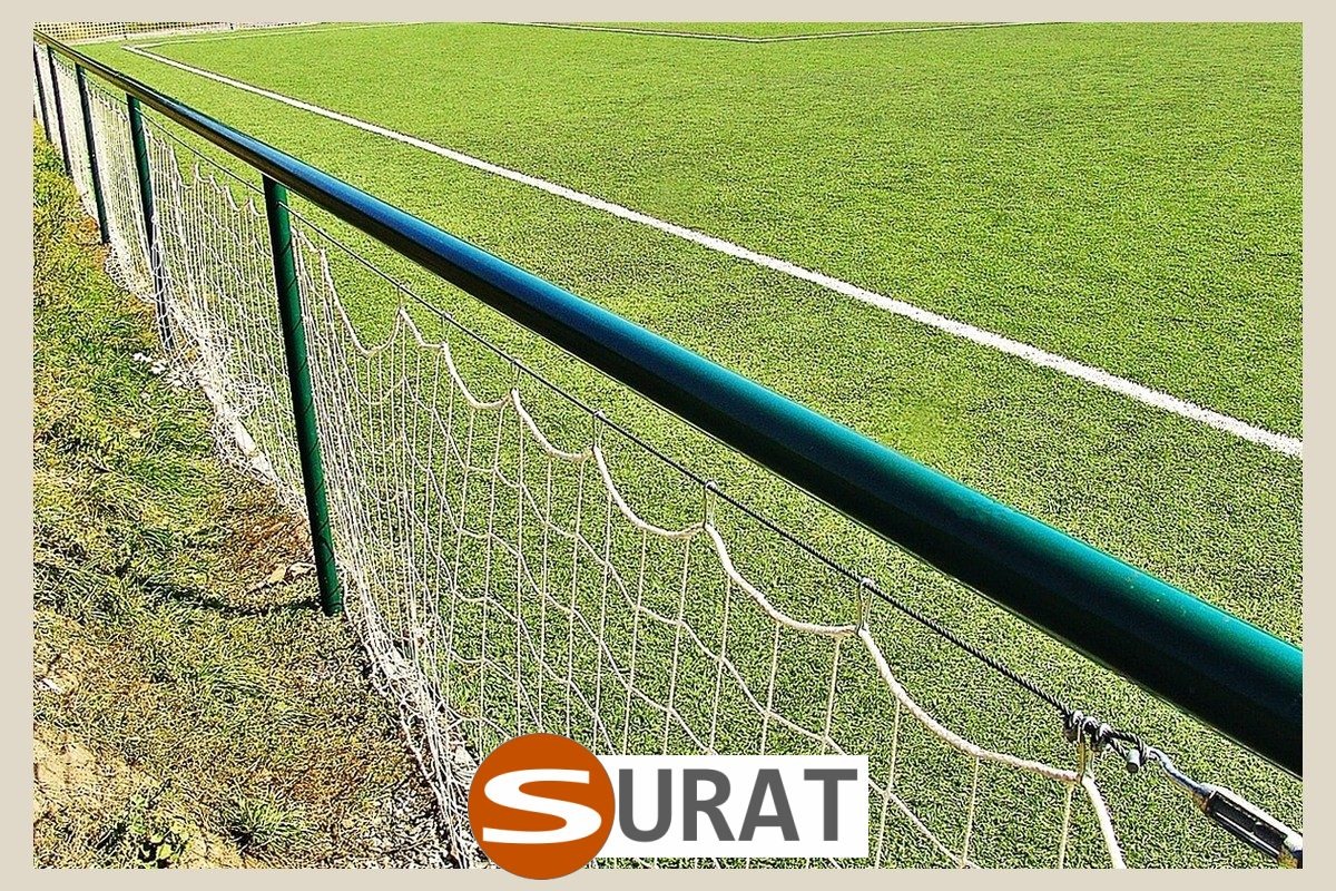   Surat - Solidne i wartościowe siatki Ogrodzeń Boisk z polipropylenu o grubości 4mm, w optymalnej cenie, wybierane do realizacji trwałych obiektów. 