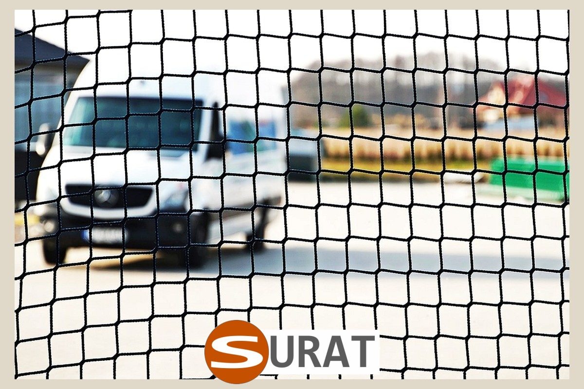  Surat - Przegroda towaru w busie - Oddzielenie przewożonych towarów i produktów w busach dostawczych 